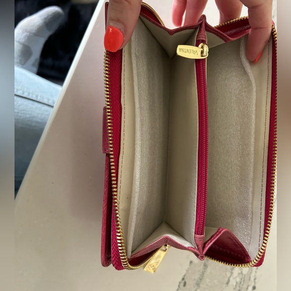 VALENTINA WALLET with gold hardware ~ brand new without tags 🌺w/OG cards & pads - Picture 6 of 9